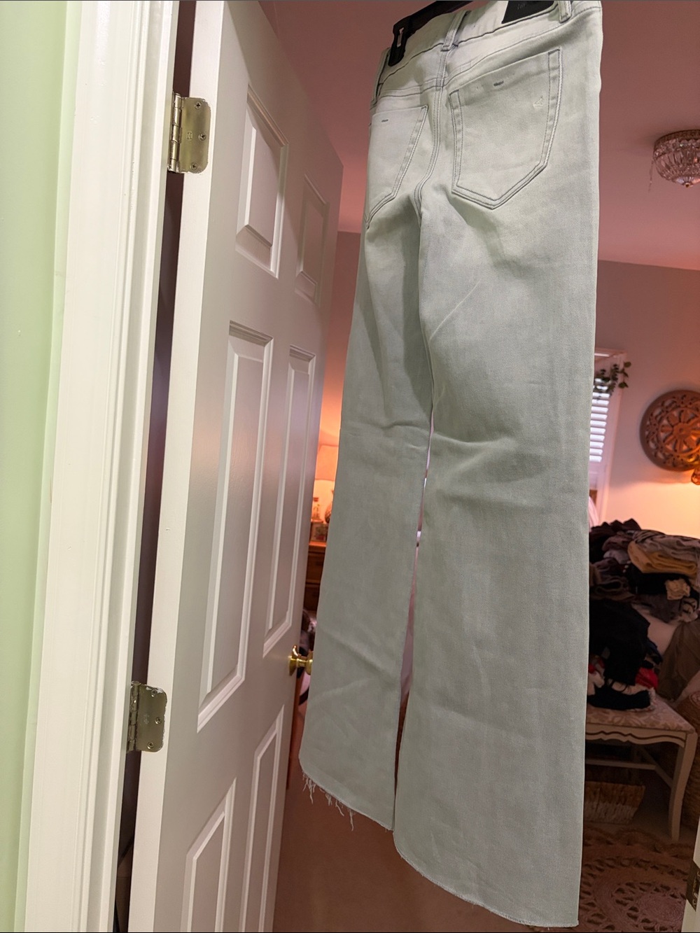Wide-Leg low-Rise Jeans